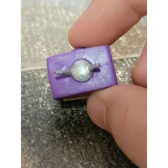 Shopkins moose mini TV sunglasses toy figure - Picture 2 of 5